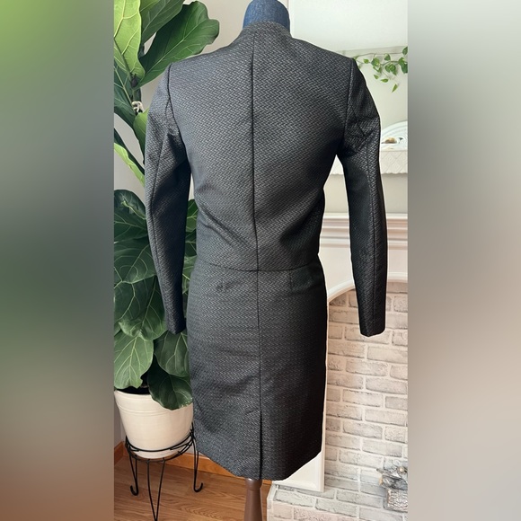 SOLD! Calvin Klein 2 Piece Set Skirt And Jacket Size 2 - Picture 2 of 8